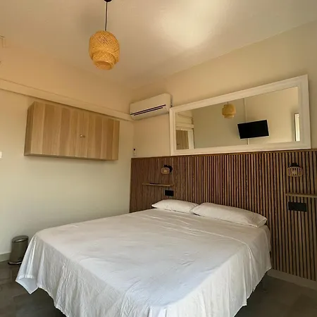 Pensión Restaurant Casa Comaulis